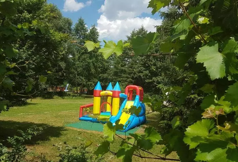 Hotelli Zum Fährhaus