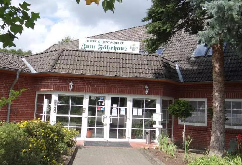 Hotelli Zum Fährhaus