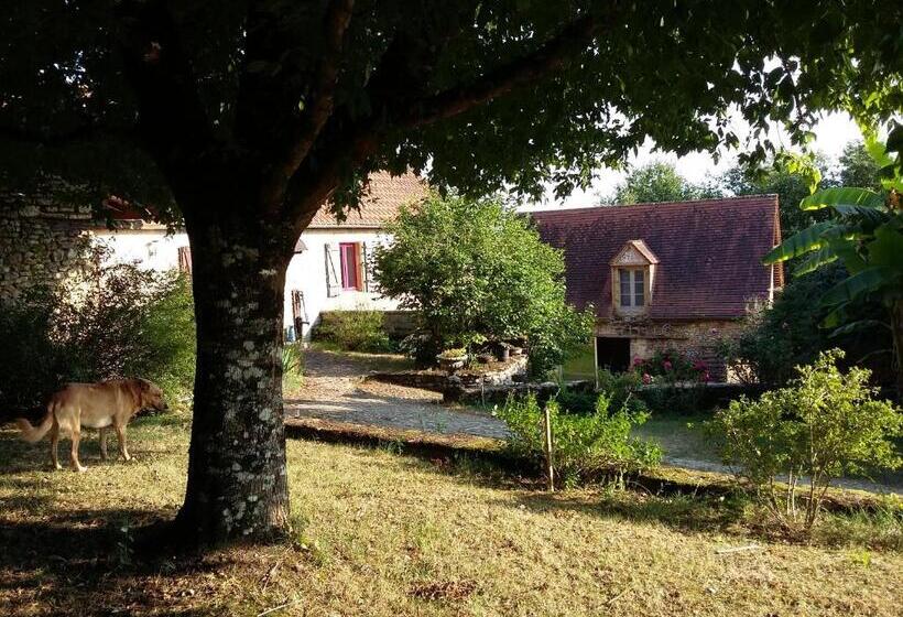 膳宿费 Le Chai, Gîte De Charme Avec Piscine