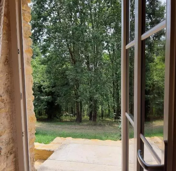 ペンション Le Chai, Gîte De Charme Avec Piscine