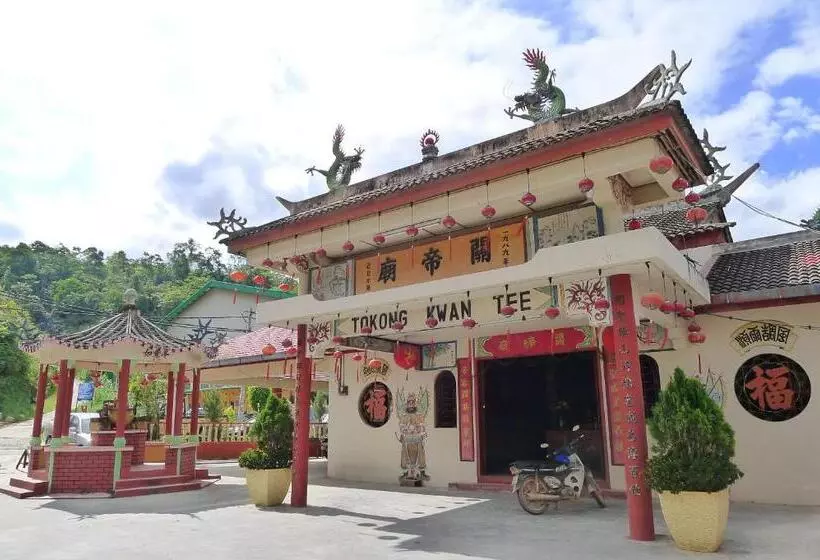 ペンション Wogoxette Upstairs, A Private Kampung Stay In Cameron Highlands