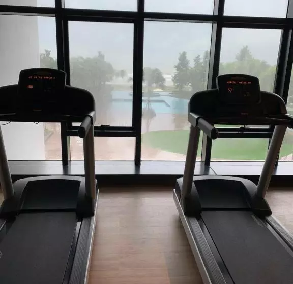 Timur Bay Groundfloor Pool & Seaview