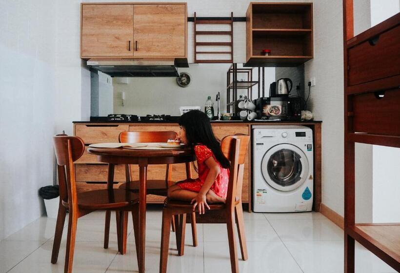 Timur Bay Groundfloor Pool & Seaview