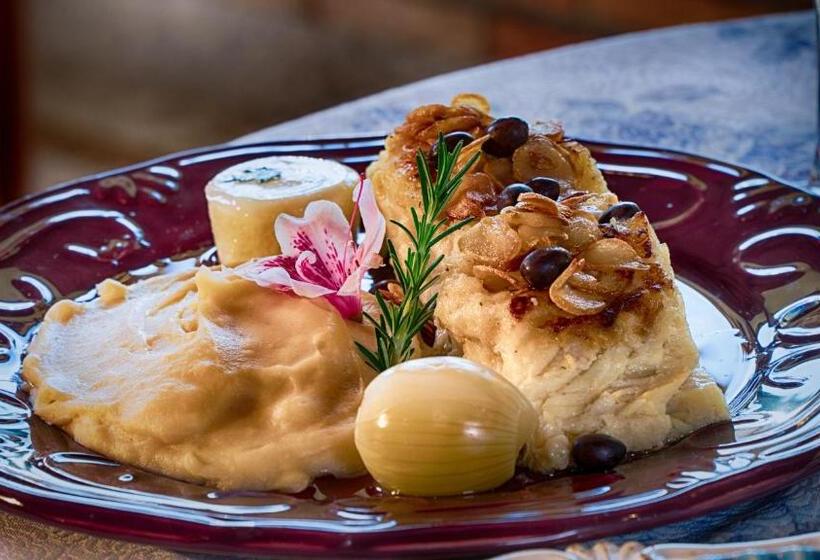 هاستل Pousada Lusitânia