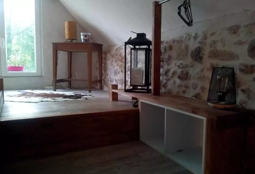 ベッドアンドブレックファースト Les Chambres Du Vau Profond