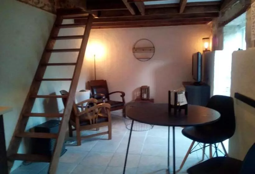 ベッドアンドブレックファースト Les Chambres Du Vau Profond