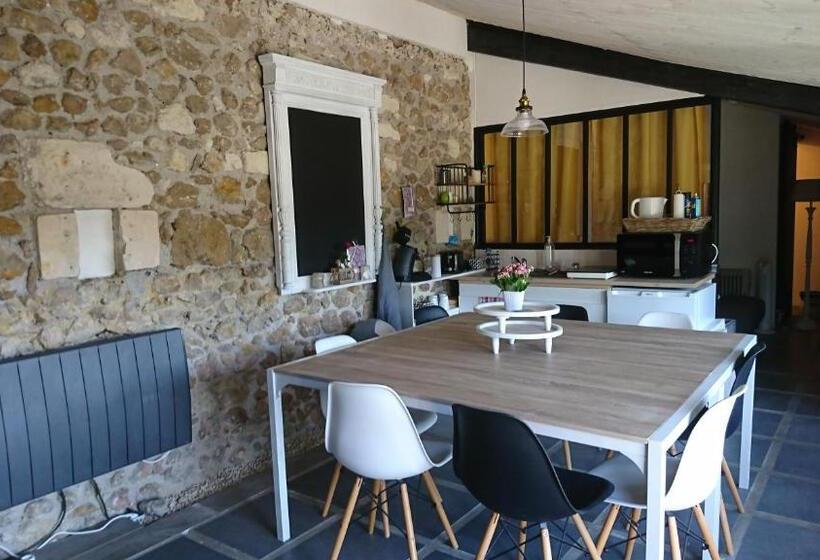 Bed and Breakfast Les Chambres Du Vau Profond