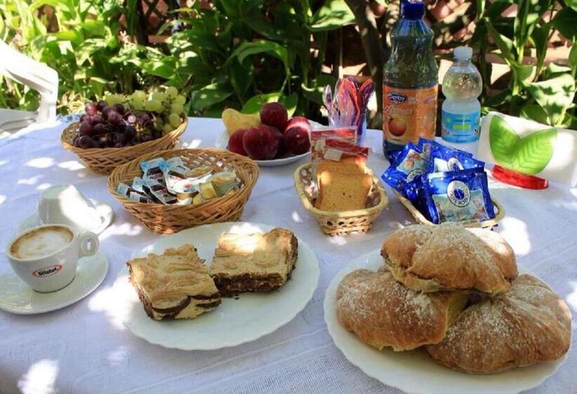 Bed and Breakfast Villa Lembo