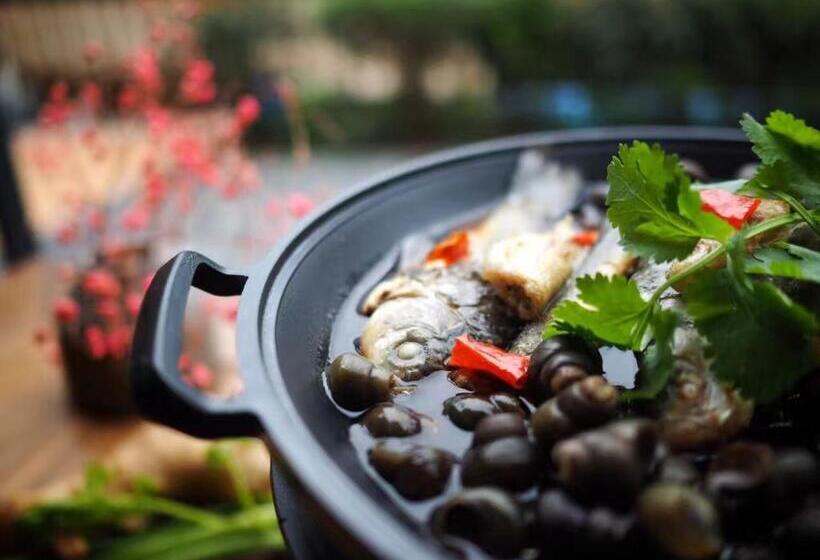 בית מלון כפרי Arcadia Resorts