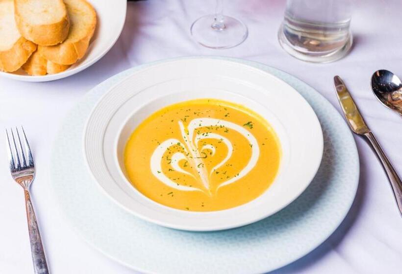 בית מלון כפרי Arcadia Resorts