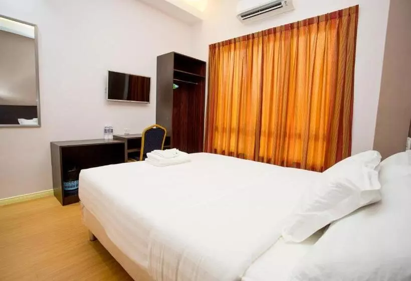 ホテル Labuan Fortune