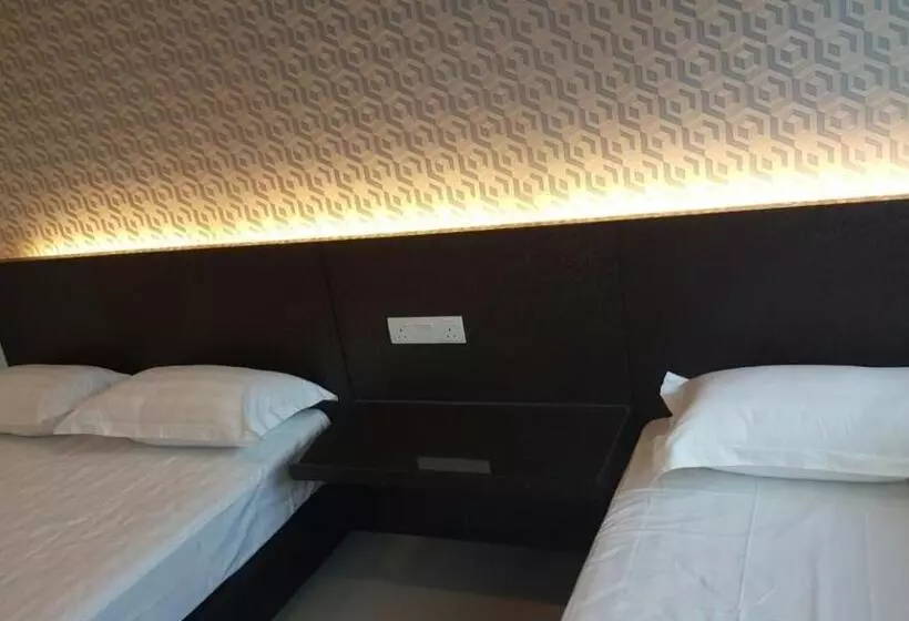 Hotelli Pekan Auto City Budget