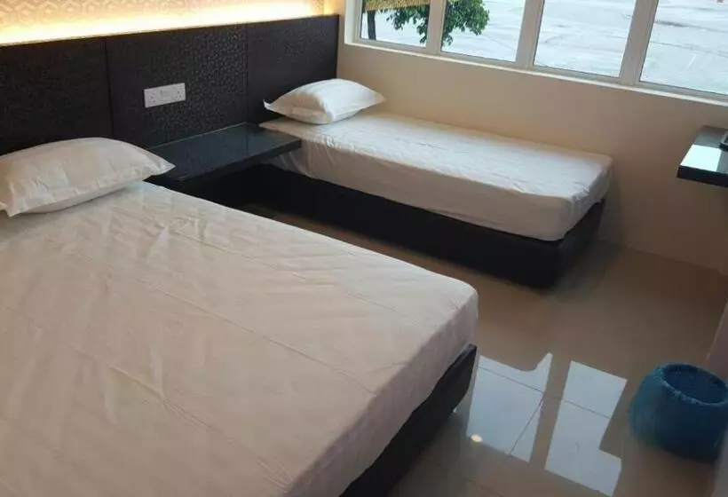 Hotelli Pekan Auto City Budget