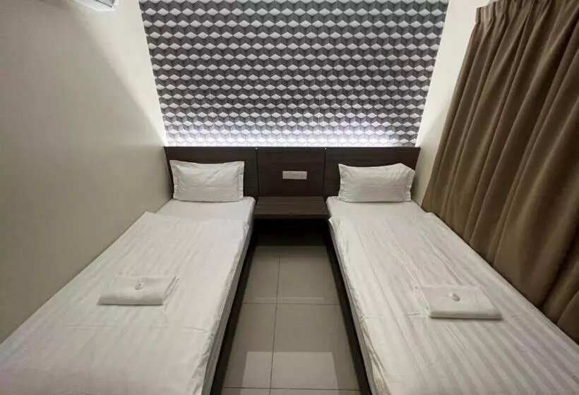 Hotelli Pekan Auto City Budget