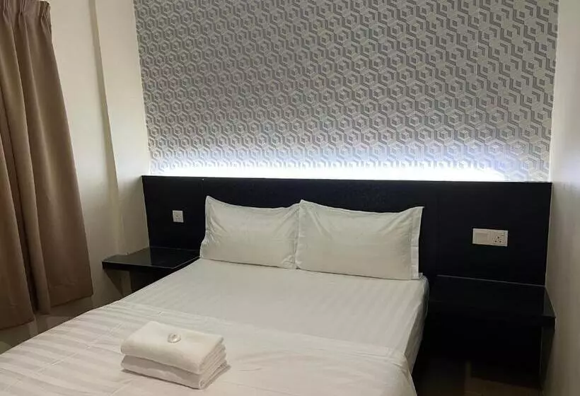 Hotelli Pekan Auto City Budget