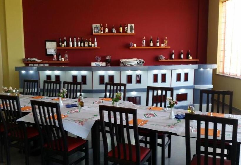 فندق Panorama Guesthouse