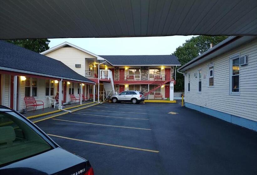 Maine Motel