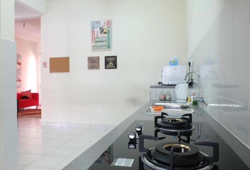 Pensão Dillenia Nilai Homestay