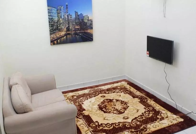 Majatalo Dillenia Nilai Homestay