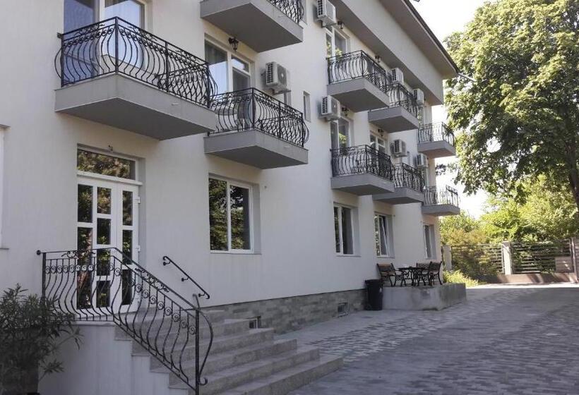 Pensão Magnific Sis