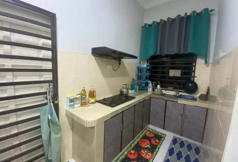 Majatalo Rk Asiana Homestay, Kemaman