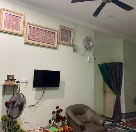 Majatalo Rk Asiana Homestay, Kemaman