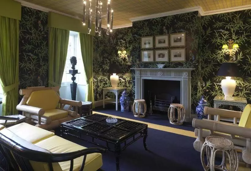 Aamiaismajoitus (B&B) Carrington House