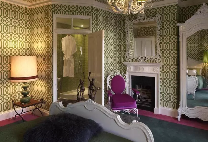 Aamiaismajoitus (B&B) Carrington House