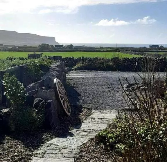 ベッドアンドブレックファースト The Nest