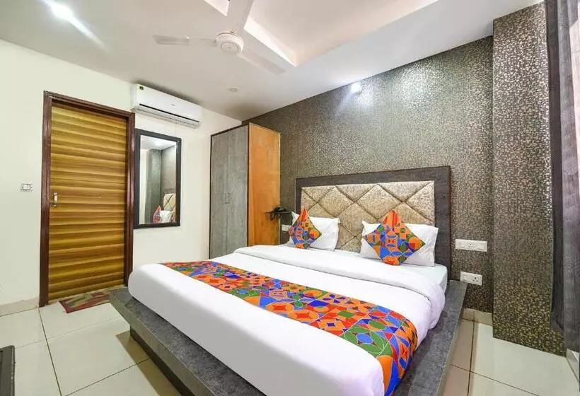 Fabhotel Green Valley