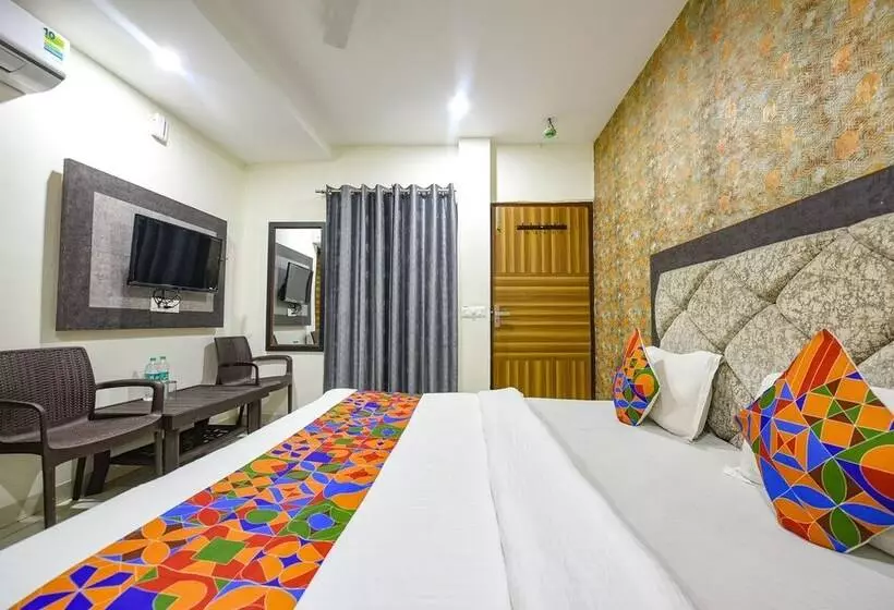 Fabhotel Green Valley