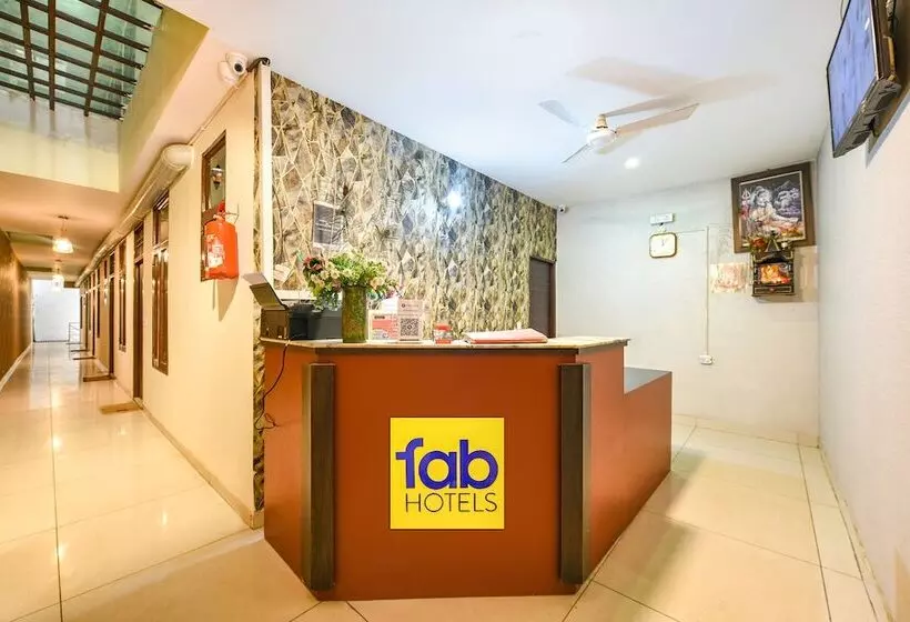 Fabhotel Green Valley