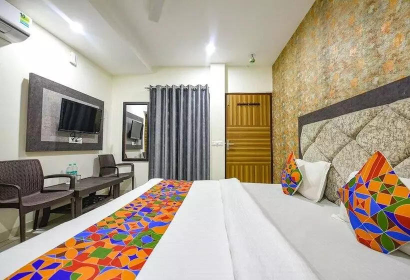 Fabhotel Green Valley