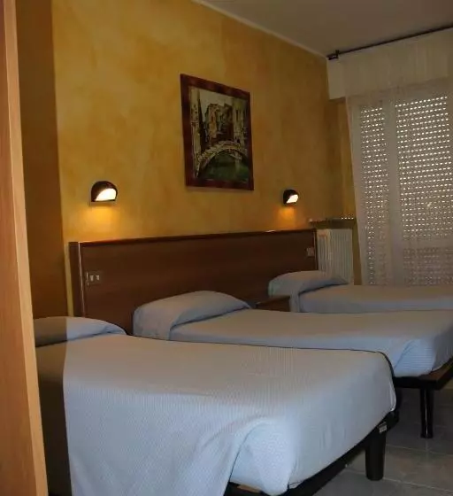 ホテル Albergo Napoleone