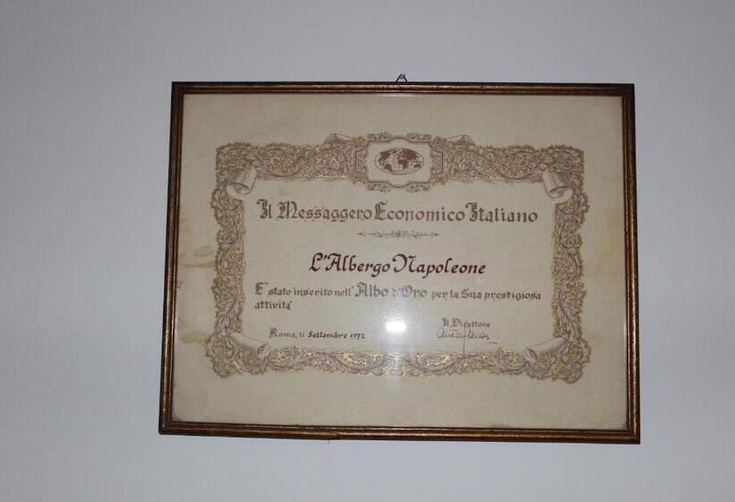 ホテル Albergo Napoleone