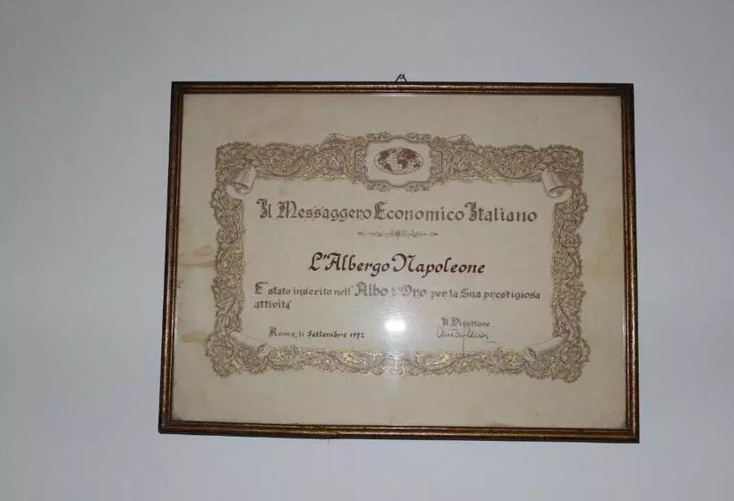 ホテル Albergo Napoleone