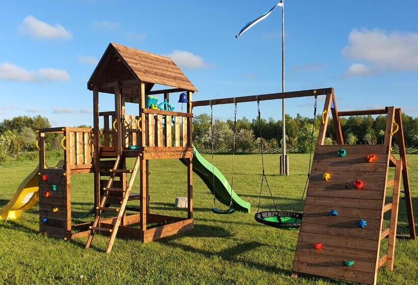 هتل Anni Tourism Farm