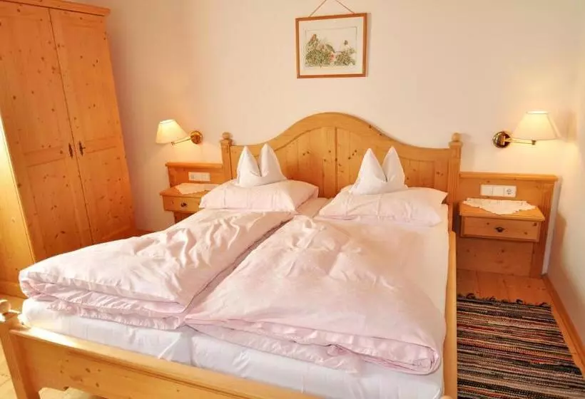 Hotelli Hansbauerhof