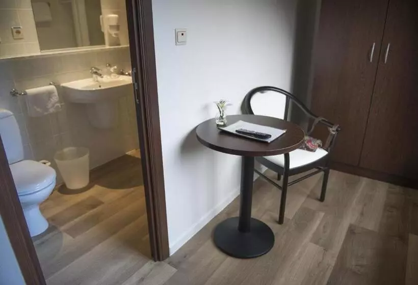 Hotelli Hostellerie D Inzepré