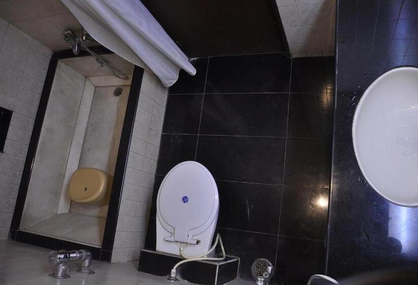 호텔 Khalsa Palace