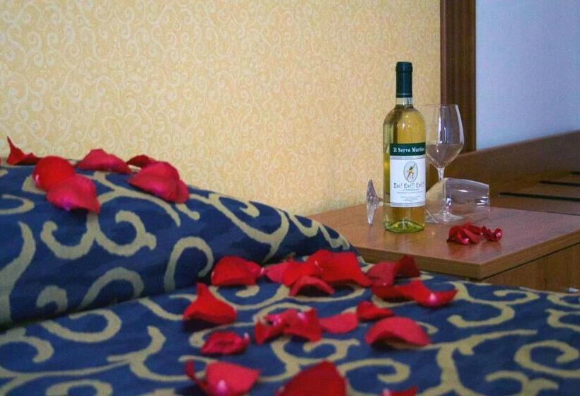 ホテル La Carrozza D Oro