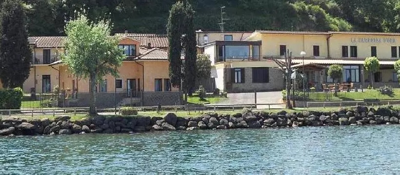 Hotelli La Carrozza D Oro