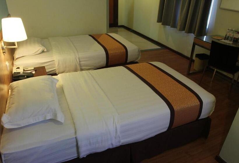 ホテル Td Lodge Kota Belud