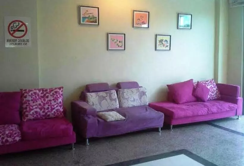 Hotelli Td Lodge Kota Belud