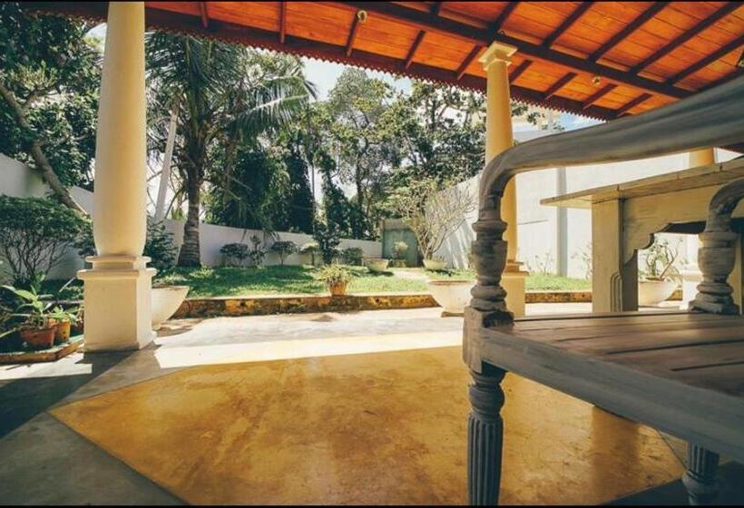 بنسيون Canberra Holidays   Mirissa