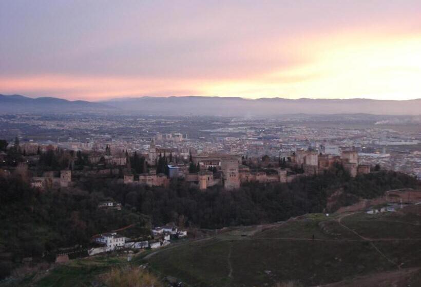 پانسیون Casa Carmen Alhambra