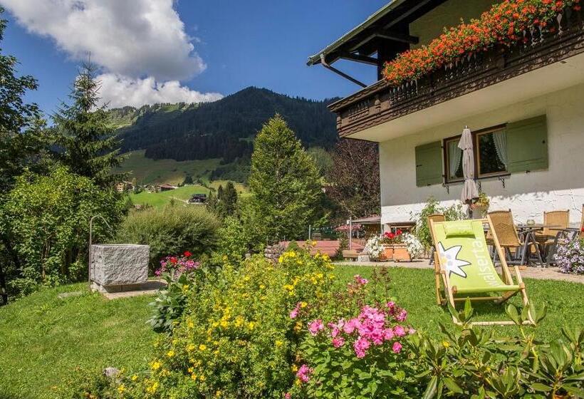 پانسیون Gästehaus Tannegg