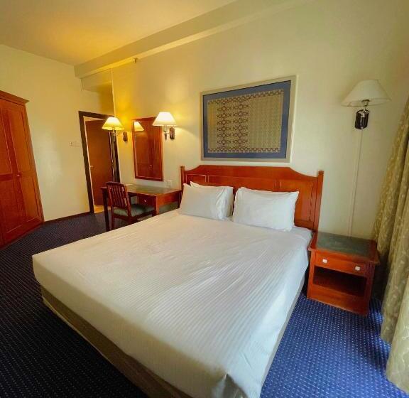 Rainbow Paradise Beach Resort