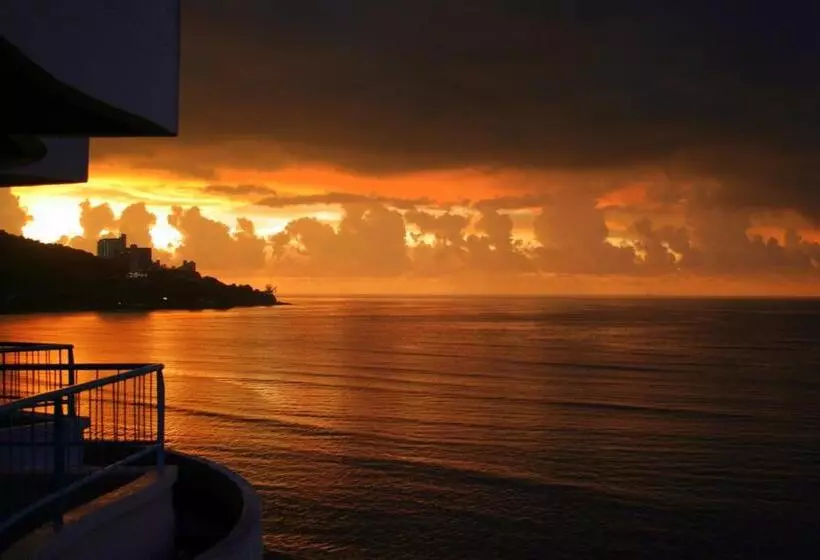 Rainbow Paradise Beach Resort