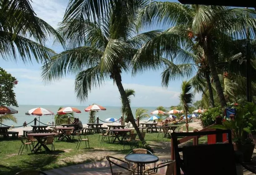 Rainbow Paradise Beach Resort